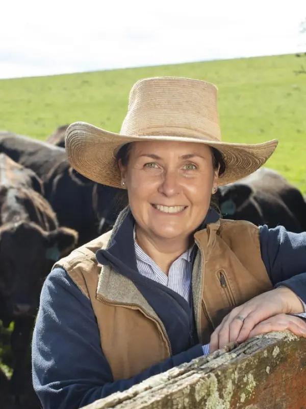 Olivia lawson cattle shot with hat